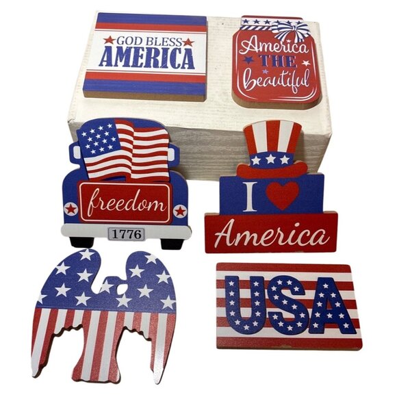 USA Patriotic Wood Decor Set 4th of July American Flag & Stars Design - Picture 1 of 11